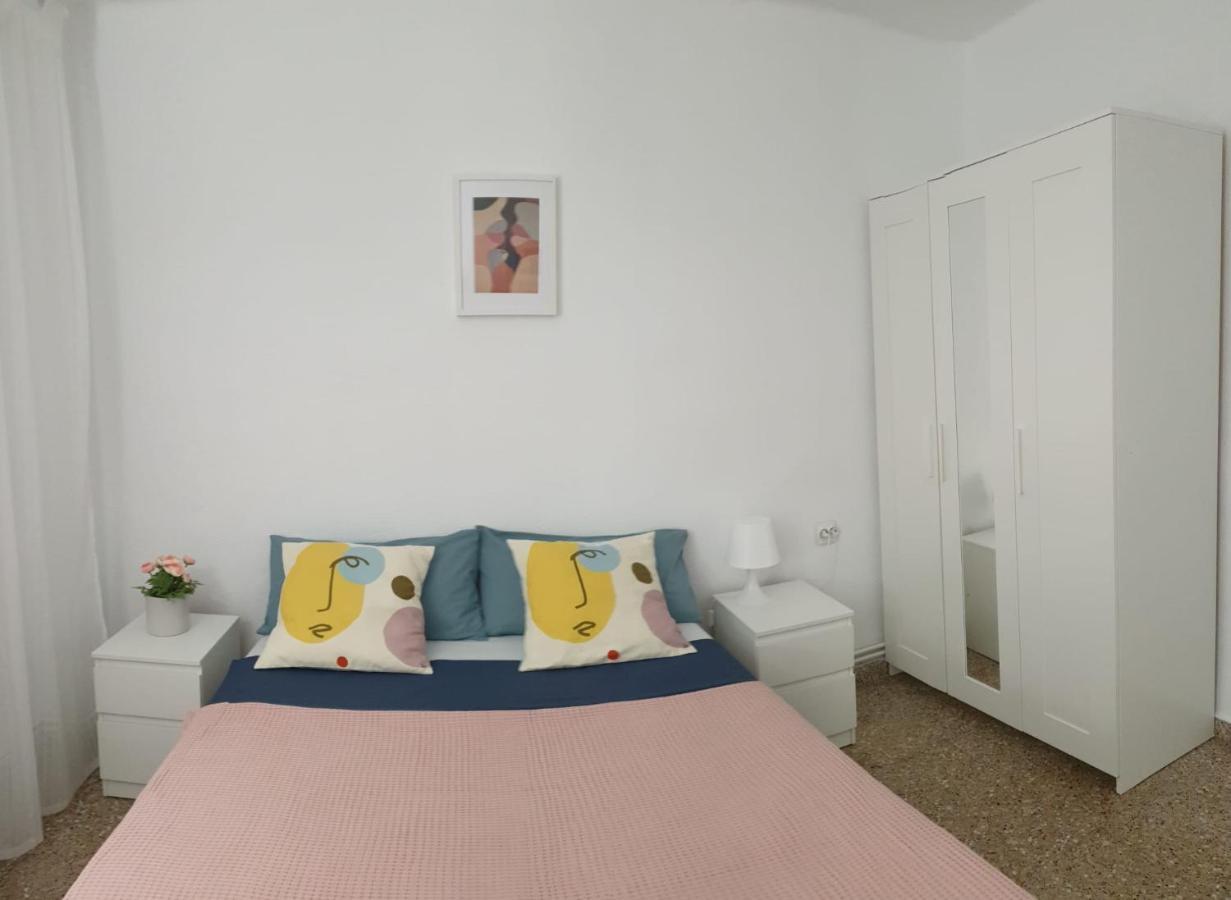 ולנסיה Apartment For 6 People. מראה חיצוני תמונה